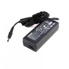 Toshiba P000538760 power adapter/inverter Indoor 75 W Black