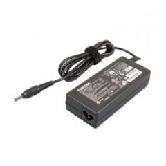Toshiba P000573300 power adapter/inverter Indoor 90 W Black